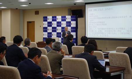 �����d�ã����h��Ȥ��BЯ�f����